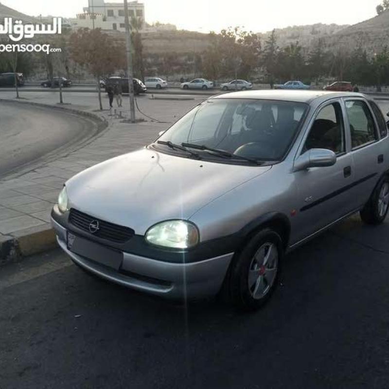 اوبل كورسا ٢٠٠٠
